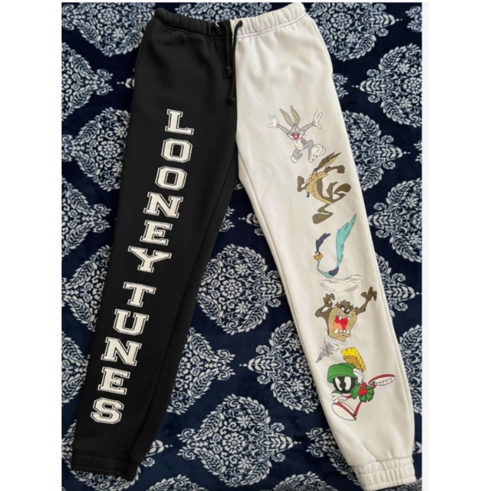 RARE NWOT Dolls Kill x Looney Tunes Women's Graphic Fleece Joggers Sweats XS